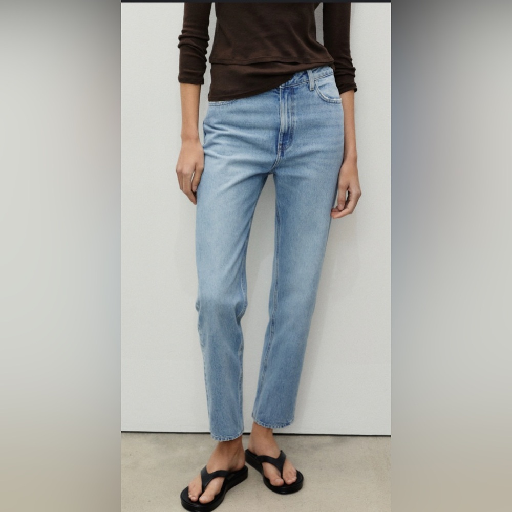 Mango Light Blue Straight Leg Mom Jeans Size 2